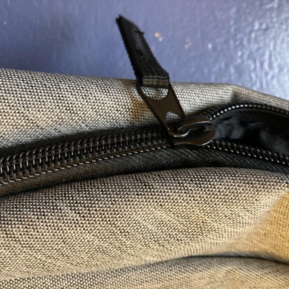 Spencer's Batman Backpack, NWT, Insulated bottom - Picture 6 of 10